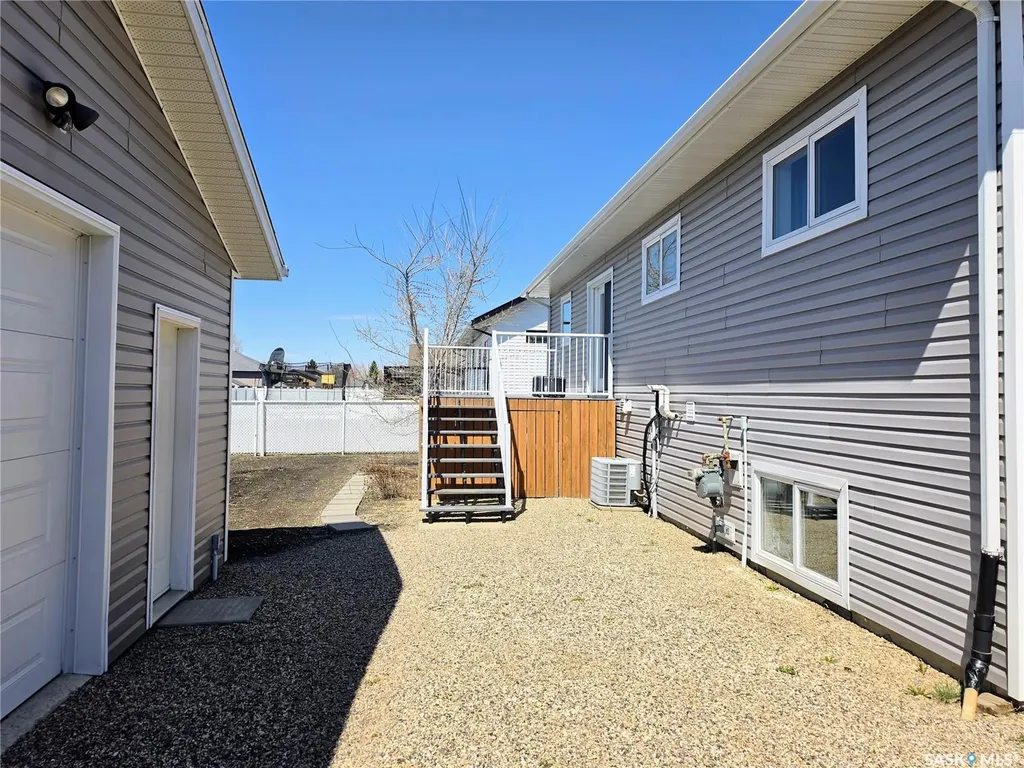 76 101st Street Humboldt SK S0K 2A0