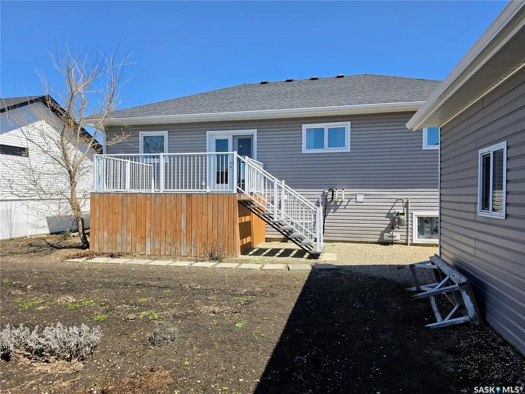 76 101st Street Humboldt SK S0K 2A0