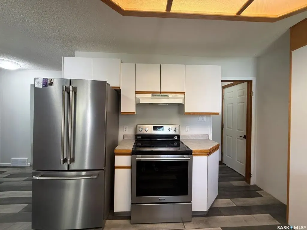 312 7th Avenue W Kindersley SK S0L 1S0