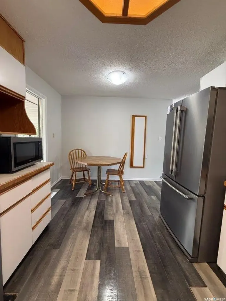 312 7th Avenue W Kindersley SK S0L 1S0