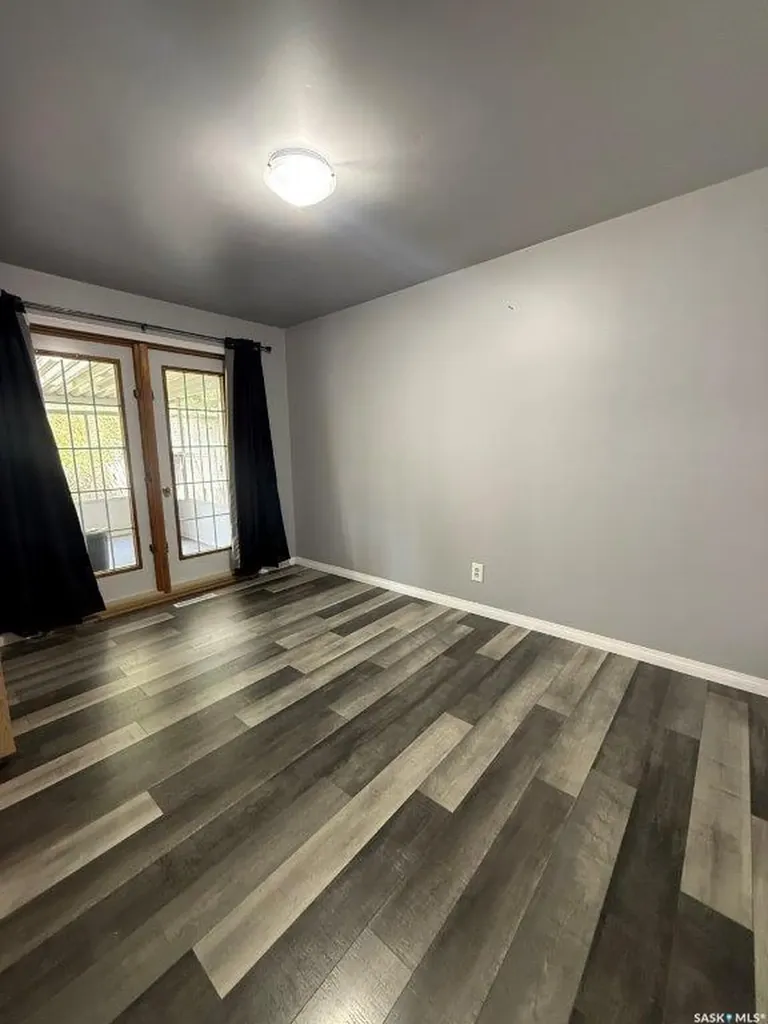 312 7th Avenue W Kindersley SK S0L 1S0