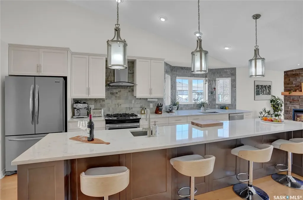 35 Marigold Crescent Moose Jaw SK S6J 1L2