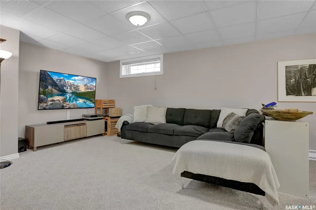 35 Marigold Crescent Moose Jaw SK S6J 1L2