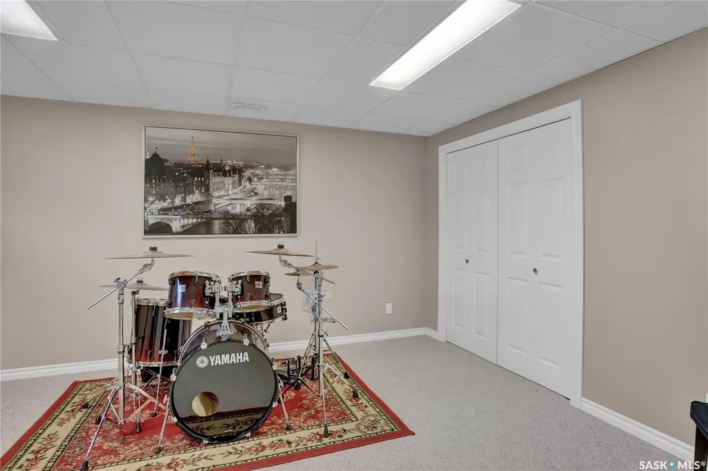 35 Marigold Crescent Moose Jaw SK S6J 1L2