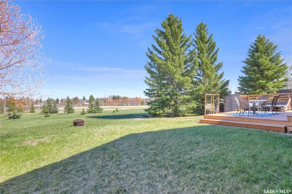 35 Marigold Crescent Moose Jaw SK S6J 1L2