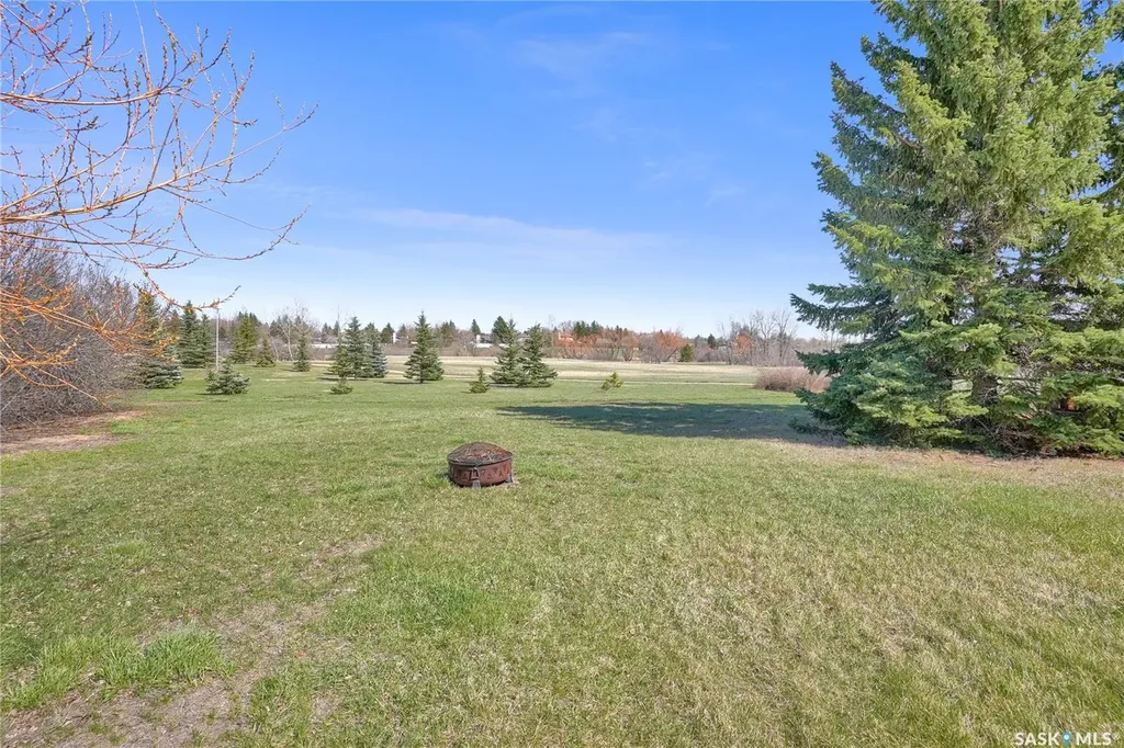 35 Marigold Crescent Moose Jaw SK S6J 1L2