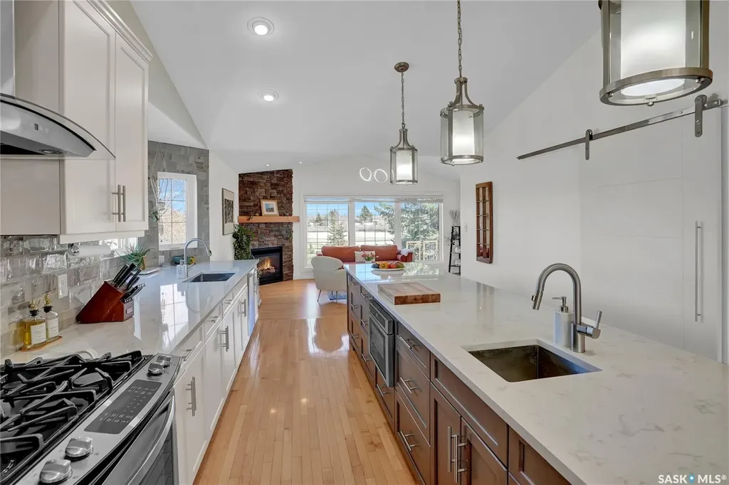 35 Marigold Crescent Moose Jaw SK S6J 1L2