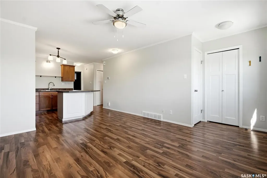 1022 Hampton Circle Saskatoon SK S7R 0K4