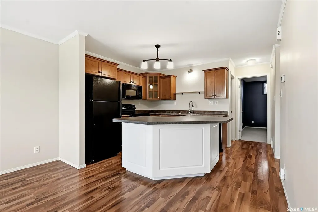 1022 Hampton Circle Saskatoon SK S7R 0K4