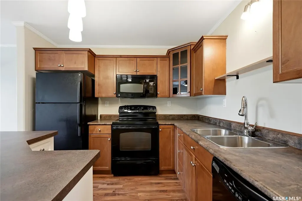 1022 Hampton Circle Saskatoon SK S7R 0K4
