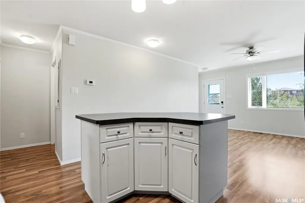 1022 Hampton Circle Saskatoon SK S7R 0K4