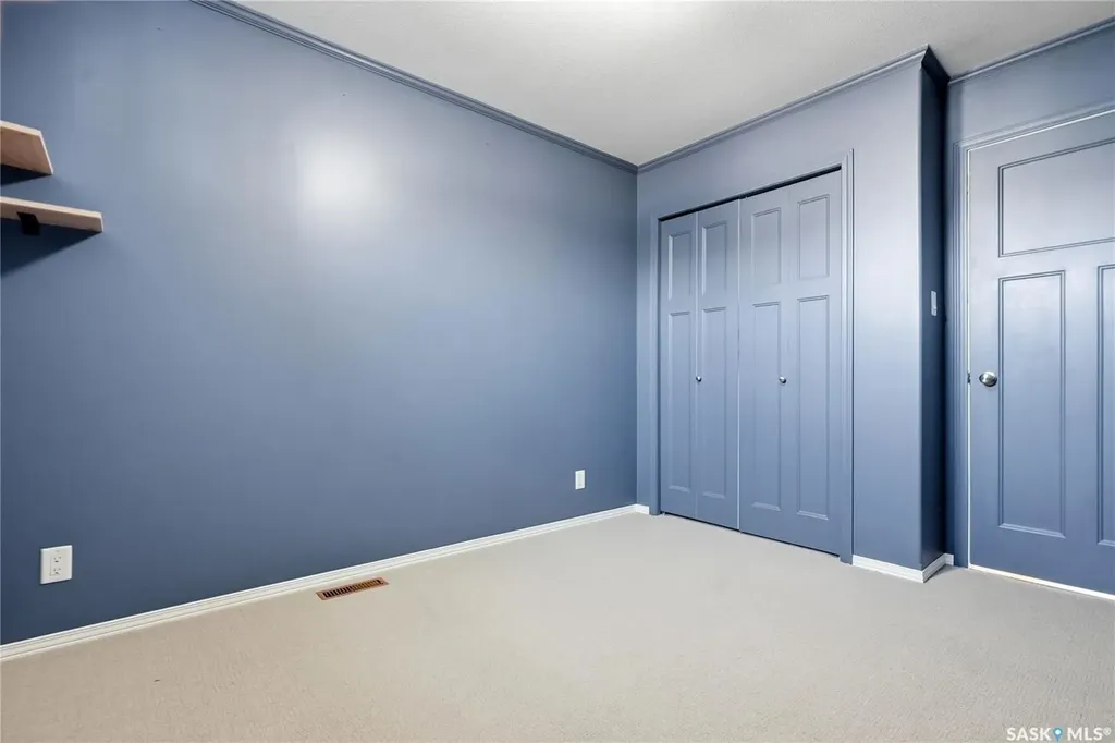 1022 Hampton Circle Saskatoon SK S7R 0K4