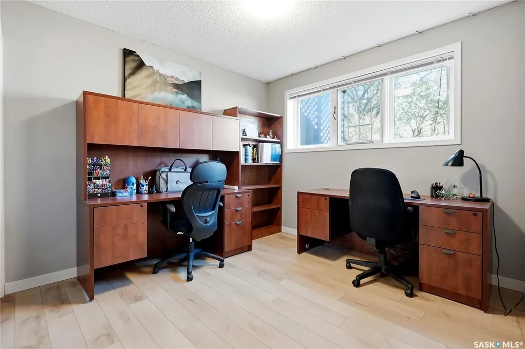 28 Malta Crescent Saskatoon SK S7L 3W1