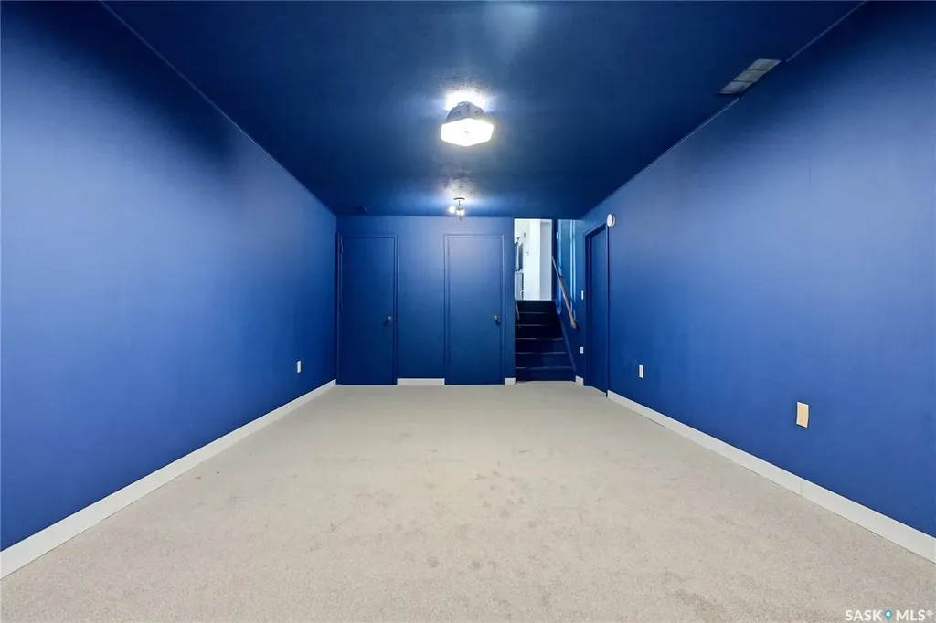 28 Malta Crescent Saskatoon SK S7L 3W1