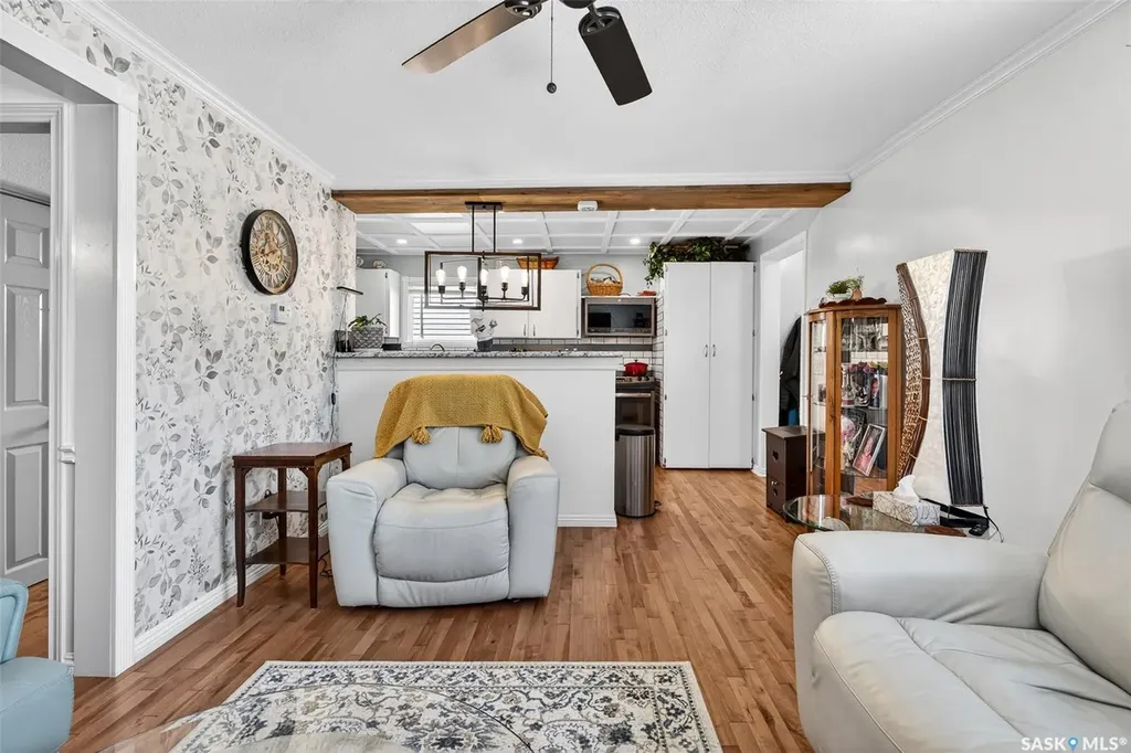 545 Coteau Street W Moose Jaw SK S6H 5E3