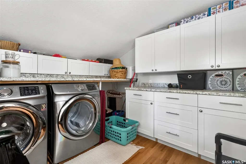545 Coteau Street W Moose Jaw SK S6H 5E3