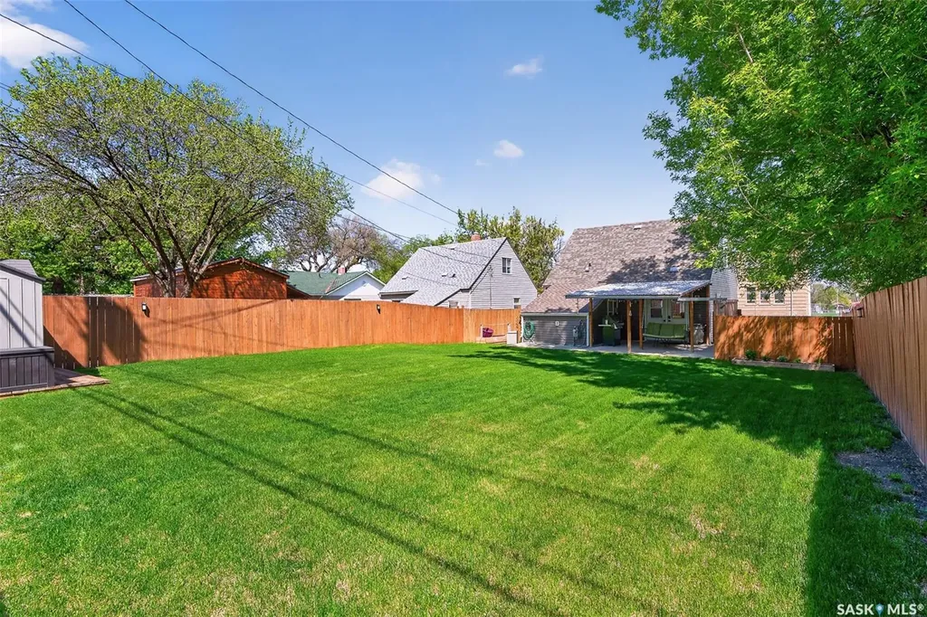 545 Coteau Street W Moose Jaw SK S6H 5E3