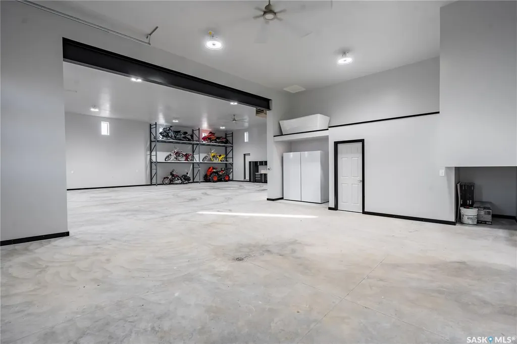 8 Loewen Court Warman SK S0K 1A0