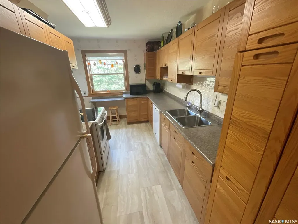 5609 Scott's Point Road Wakaw SK S0K 4P0