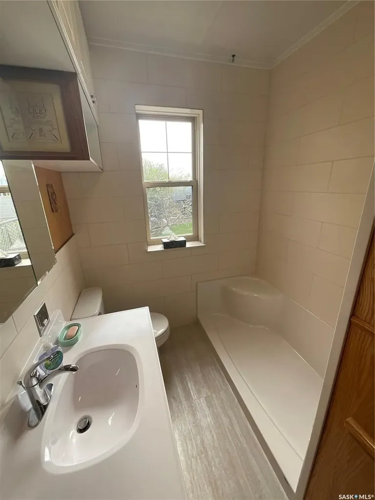 5609 Scott's Point Road Wakaw SK S0K 4P0