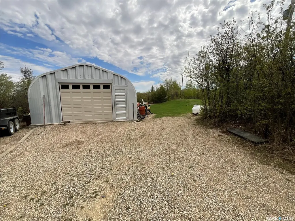 5609 Scott's Point Road Wakaw SK S0K 4P0