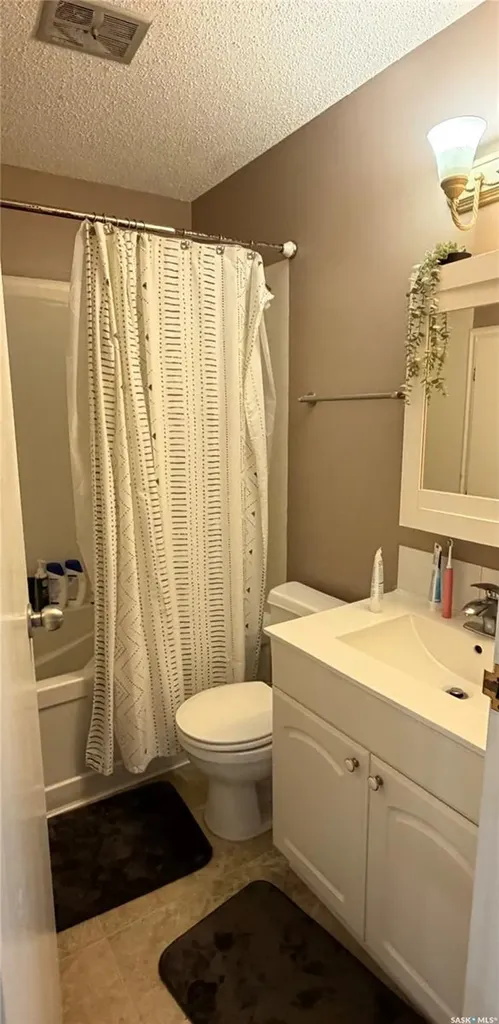 331 Pendygrasse Road Saskatoon SK S7M 4R3