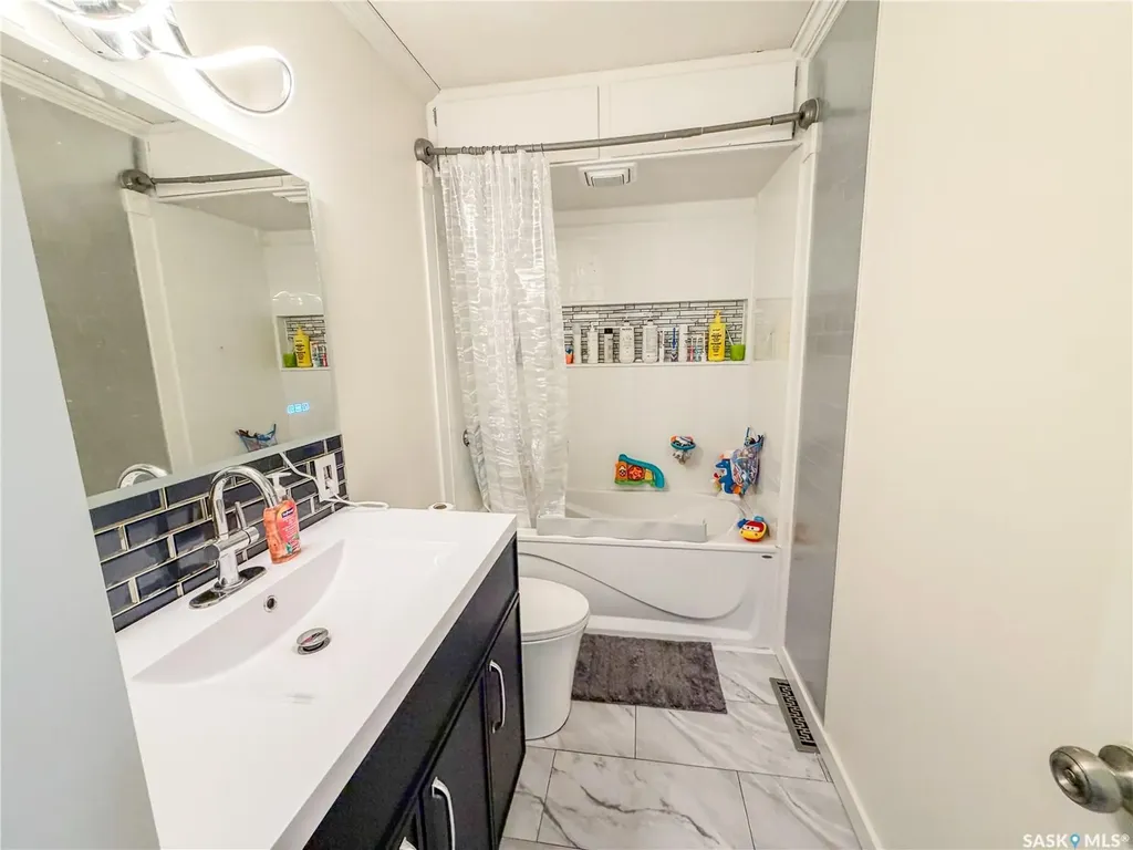 128 9th Street E Melville SK S0A 2P0