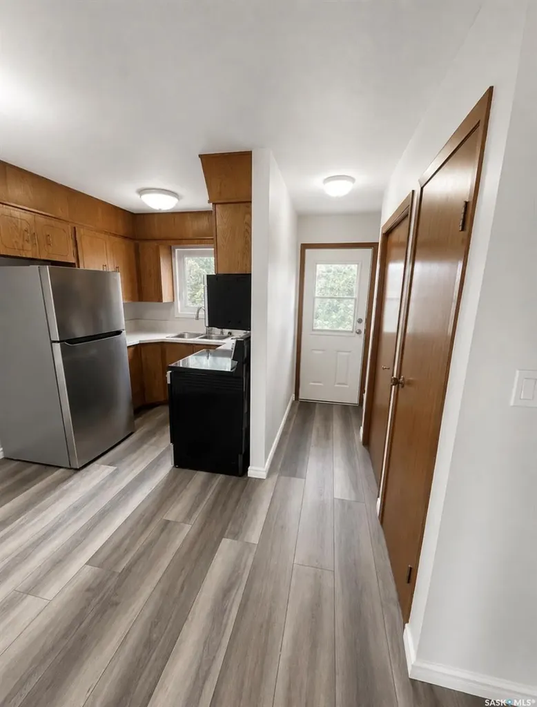 1510 Mckercher Drive Saskatoon SK S7H 5J9