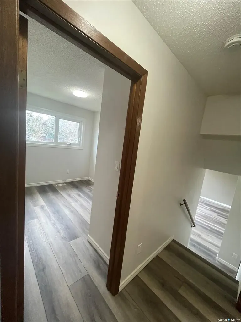 1510 Mckercher Drive Saskatoon SK S7H 5J9