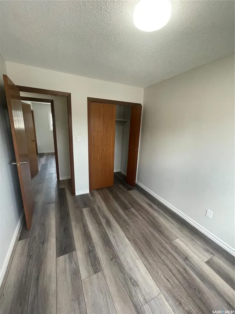 1510 Mckercher Drive Saskatoon SK S7H 5J9