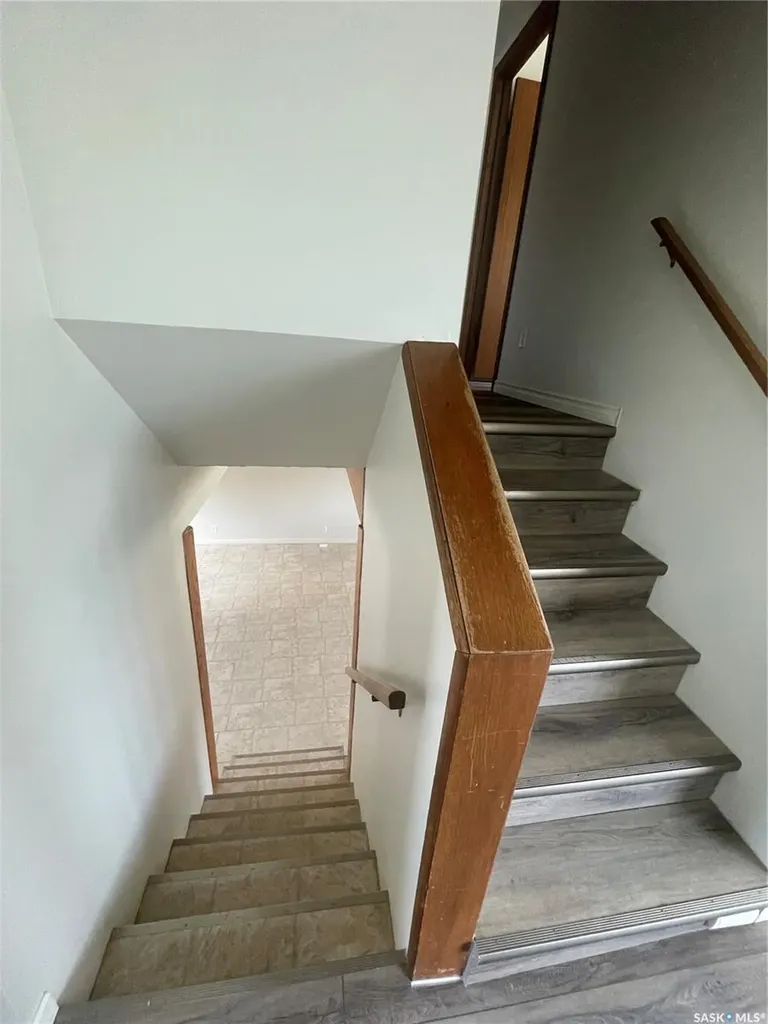 1510 Mckercher Drive Saskatoon SK S7H 5J9