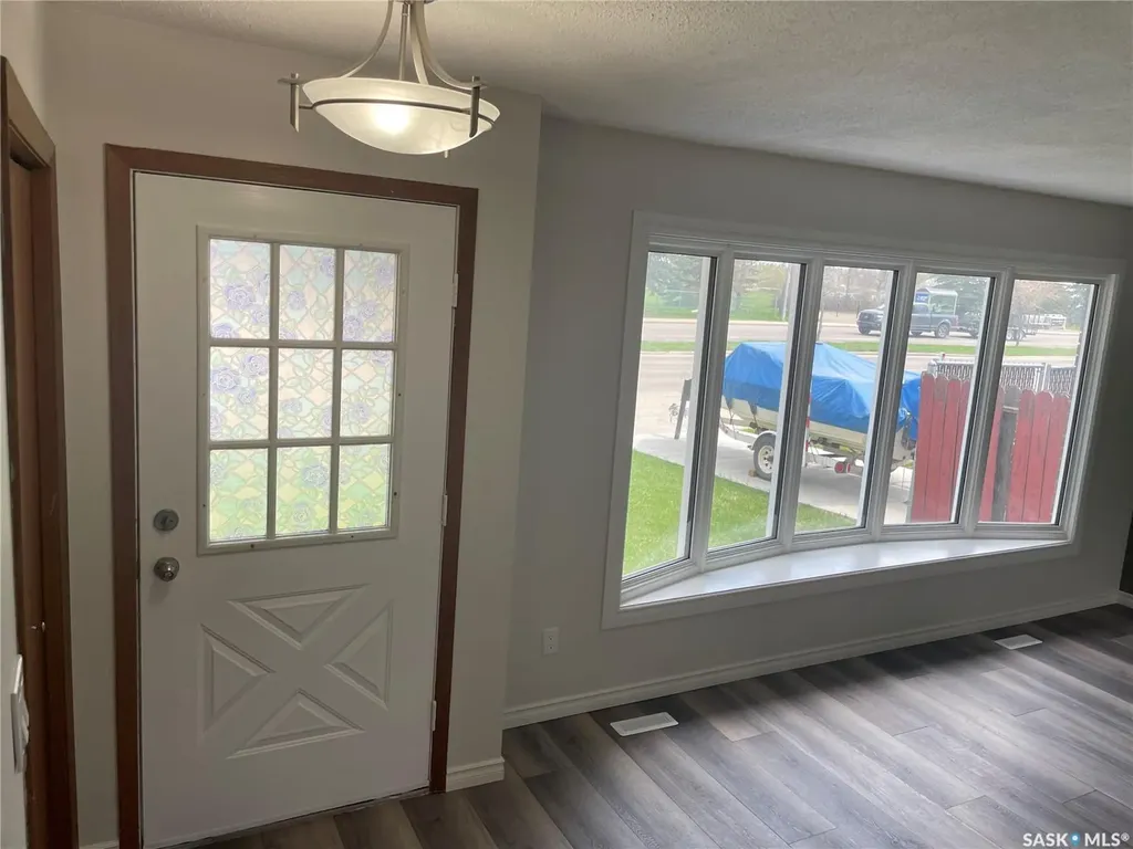 1510 Mckercher Drive Saskatoon SK S7H 5J9