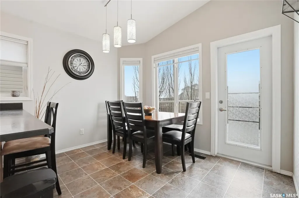 232 Enns Crescent Martensville SK S0K 0A2