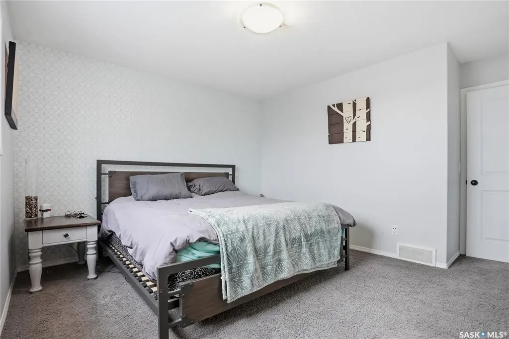 232 Enns Crescent Martensville SK S0K 0A2