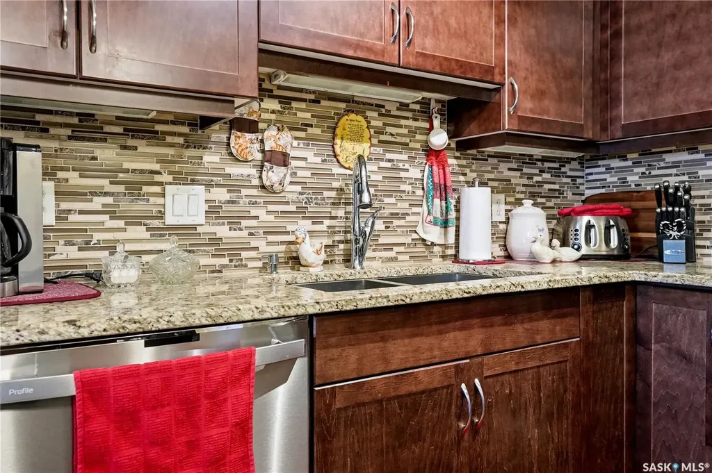2160 Heseltine Road Regina SK S4V 1L2
