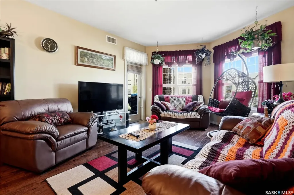 2160 Heseltine Road Regina SK S4V 1L2