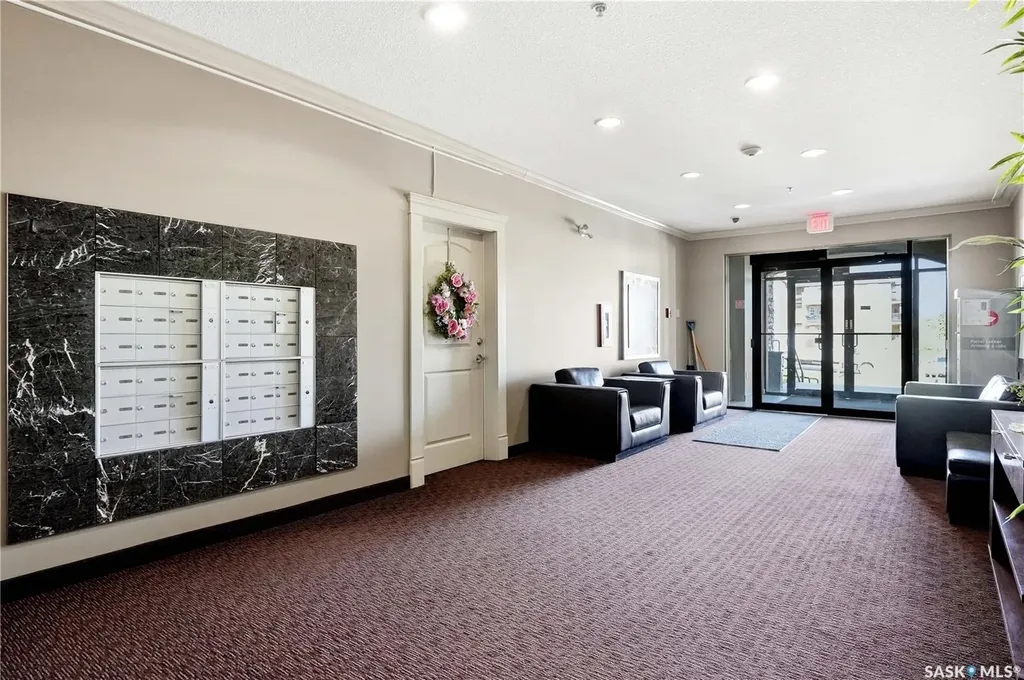 2160 Heseltine Road Regina SK S4V 1L2