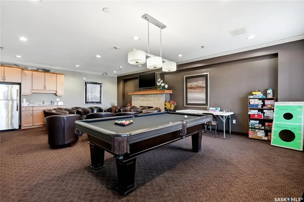2160 Heseltine Road Regina SK S4V 1L2