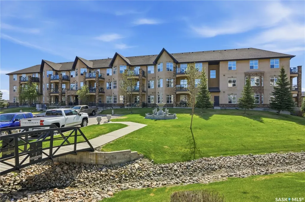 2160 Heseltine Road Regina SK S4V 1L2