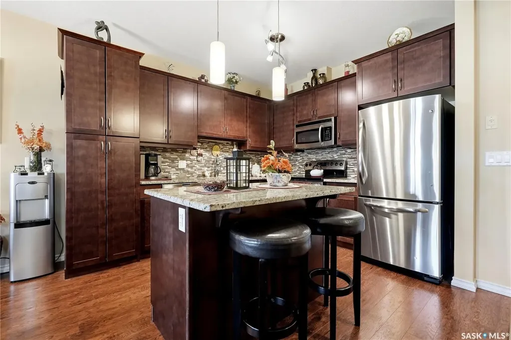 2160 Heseltine Road Regina SK S4V 1L2