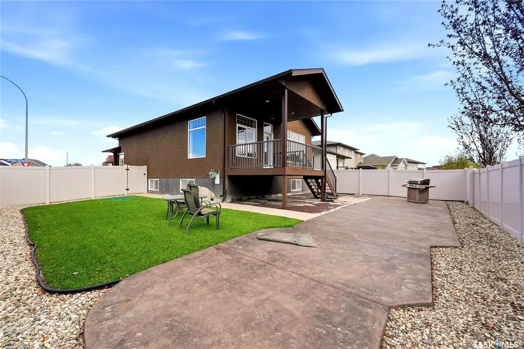 2534 Windsor Park Road Regina SK S4V 1K4