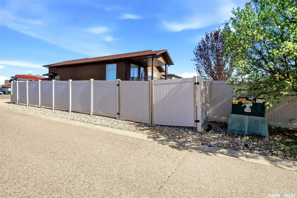 2534 Windsor Park Road Regina SK S4V 1K4