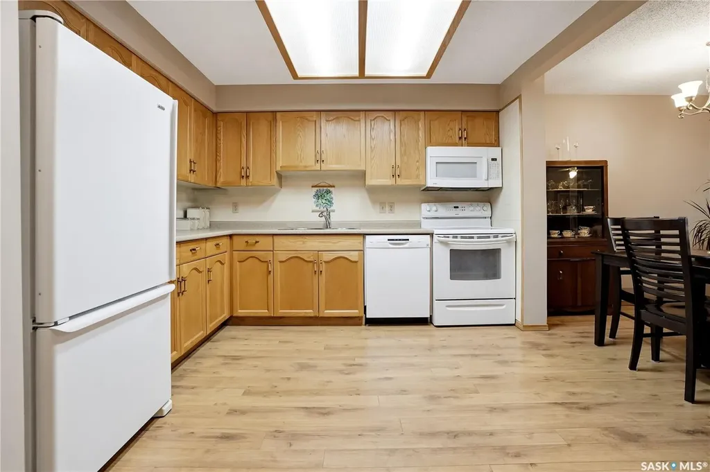 960 Assiniboine Avenue E Regina SK S4V 2P8
