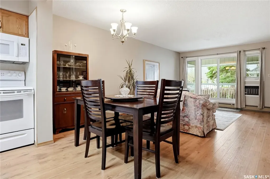 960 Assiniboine Avenue E Regina SK S4V 2P8