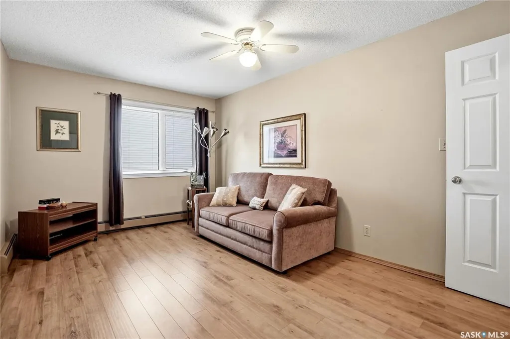 960 Assiniboine Avenue E Regina SK S4V 2P8