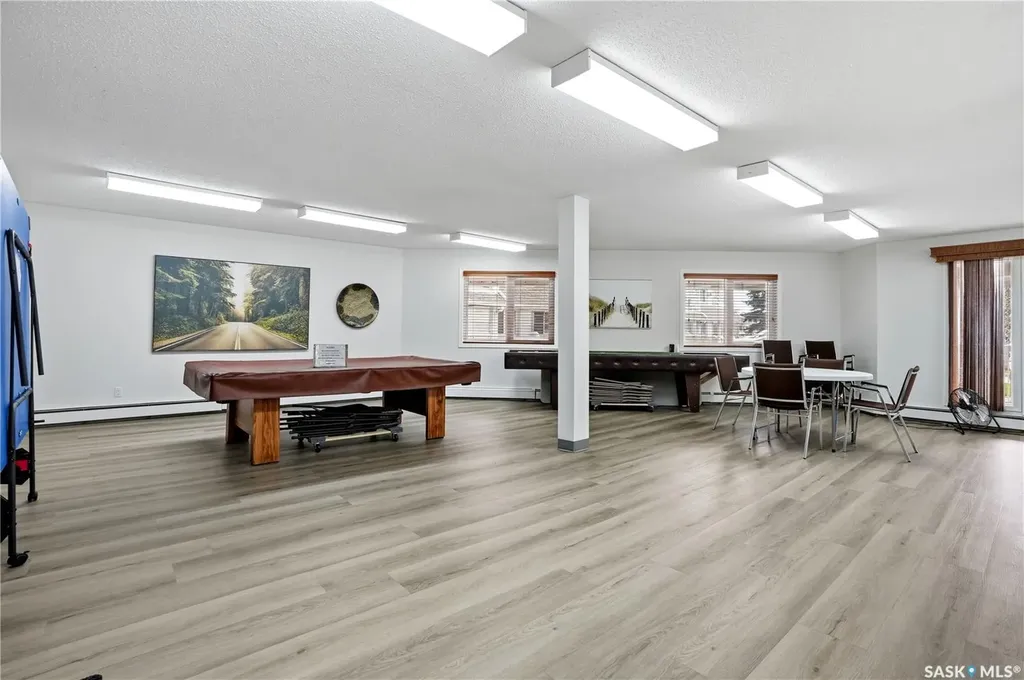 960 Assiniboine Avenue E Regina SK S4V 2P8