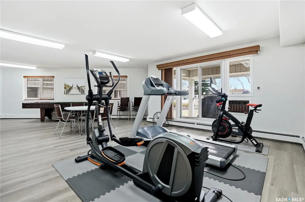960 Assiniboine Avenue E Regina SK S4V 2P8