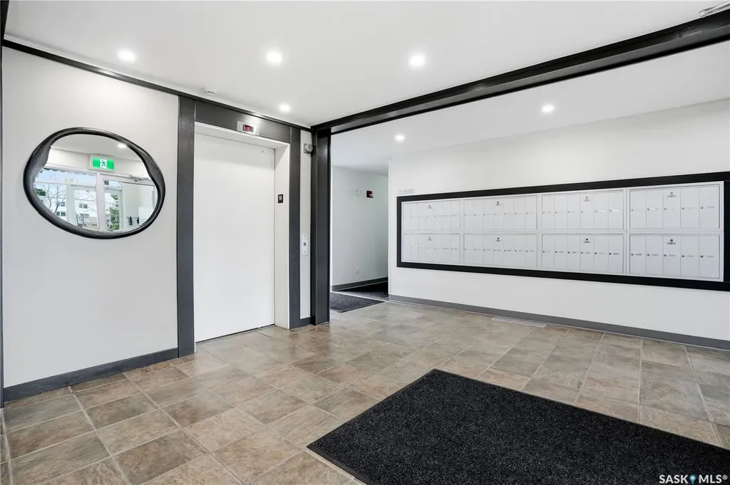 960 Assiniboine Avenue E Regina SK S4V 2P8