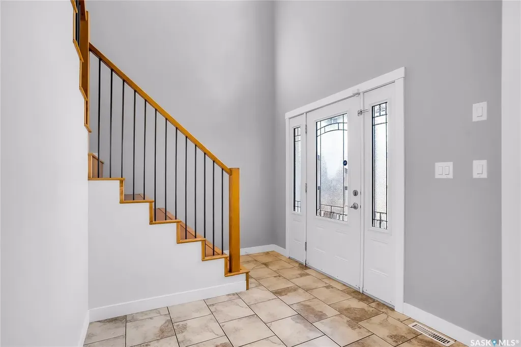 208 O' Meara Court Warman SK S0K 4S1