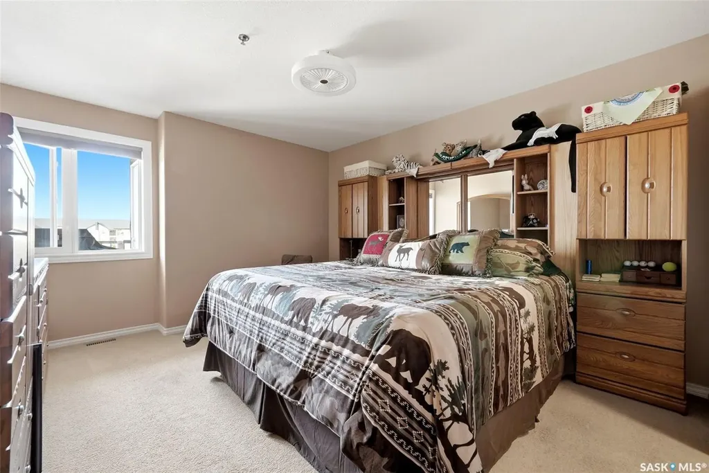 1621 Dakota Drive Regina SK S4Z 0A8